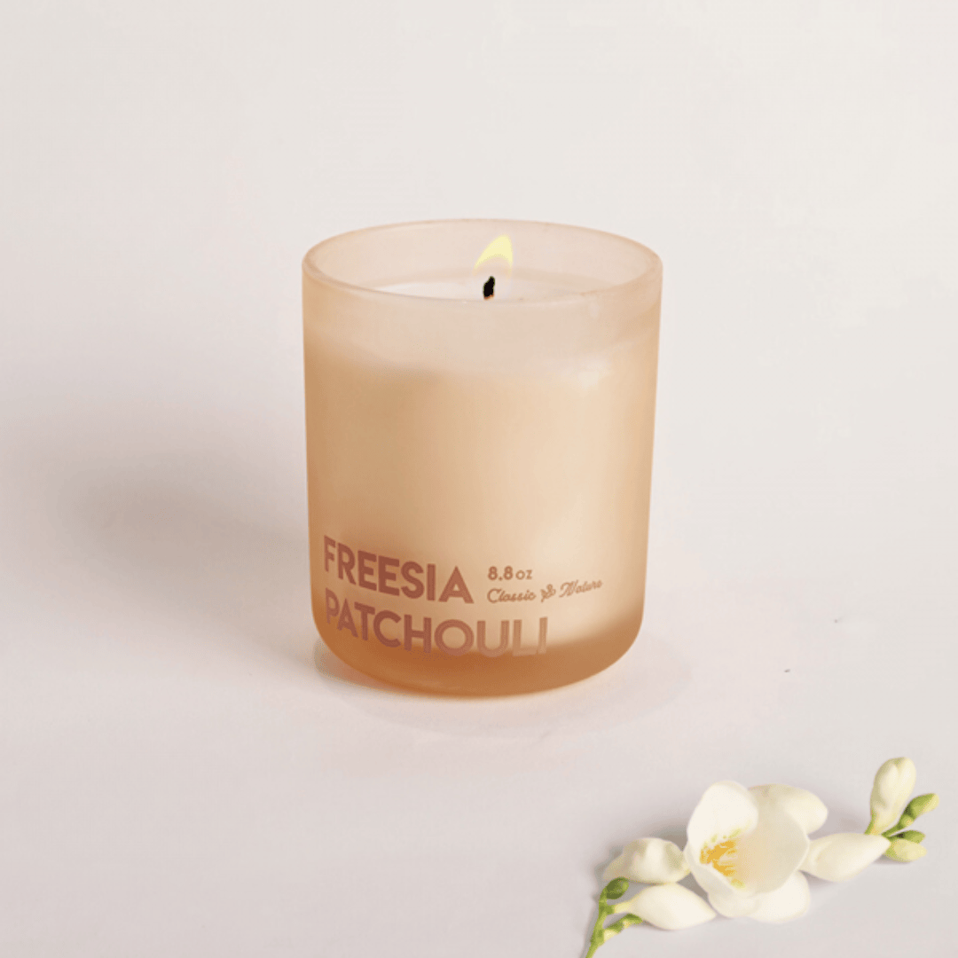 Elegant Floral & Earthy Scent Soy Freesia Patchouli Candle