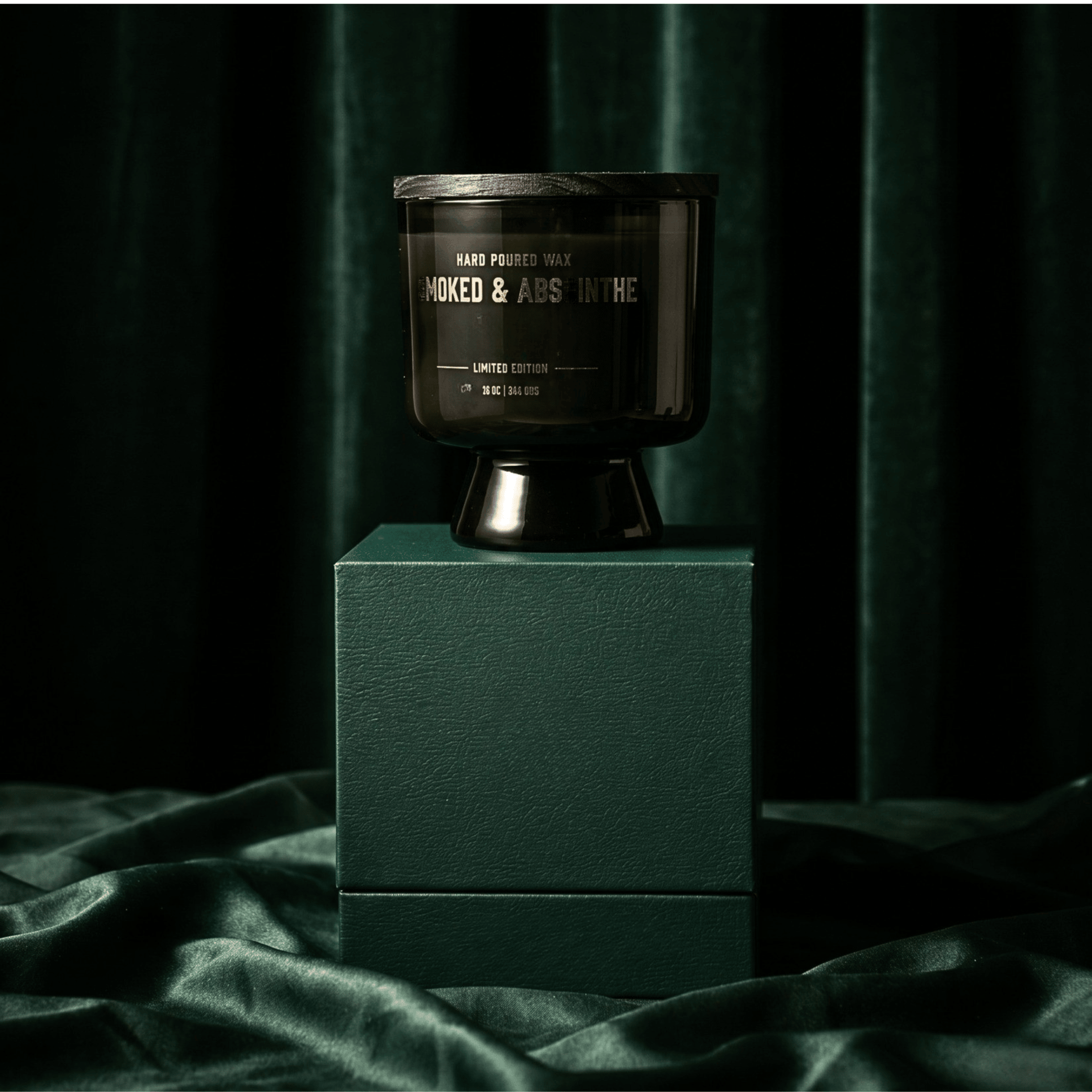 A Velvet Symphony of Dark Oud & Smoked & Absinthe Candle